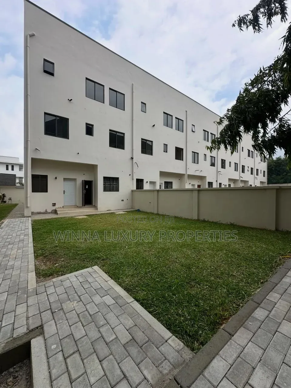 6bdrm Townhouse/Terrace in Katampe Extension for sale in Katampe