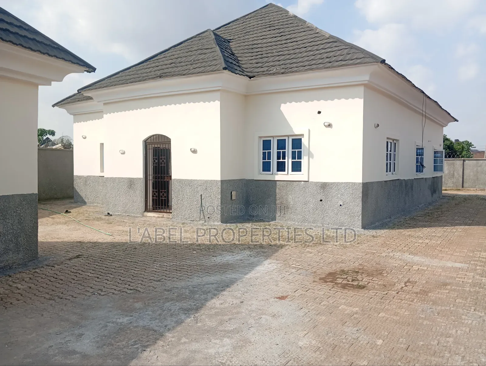 3bdrm Bungalow in Sungold Estate, Galadimawa for rent in Galadimawa