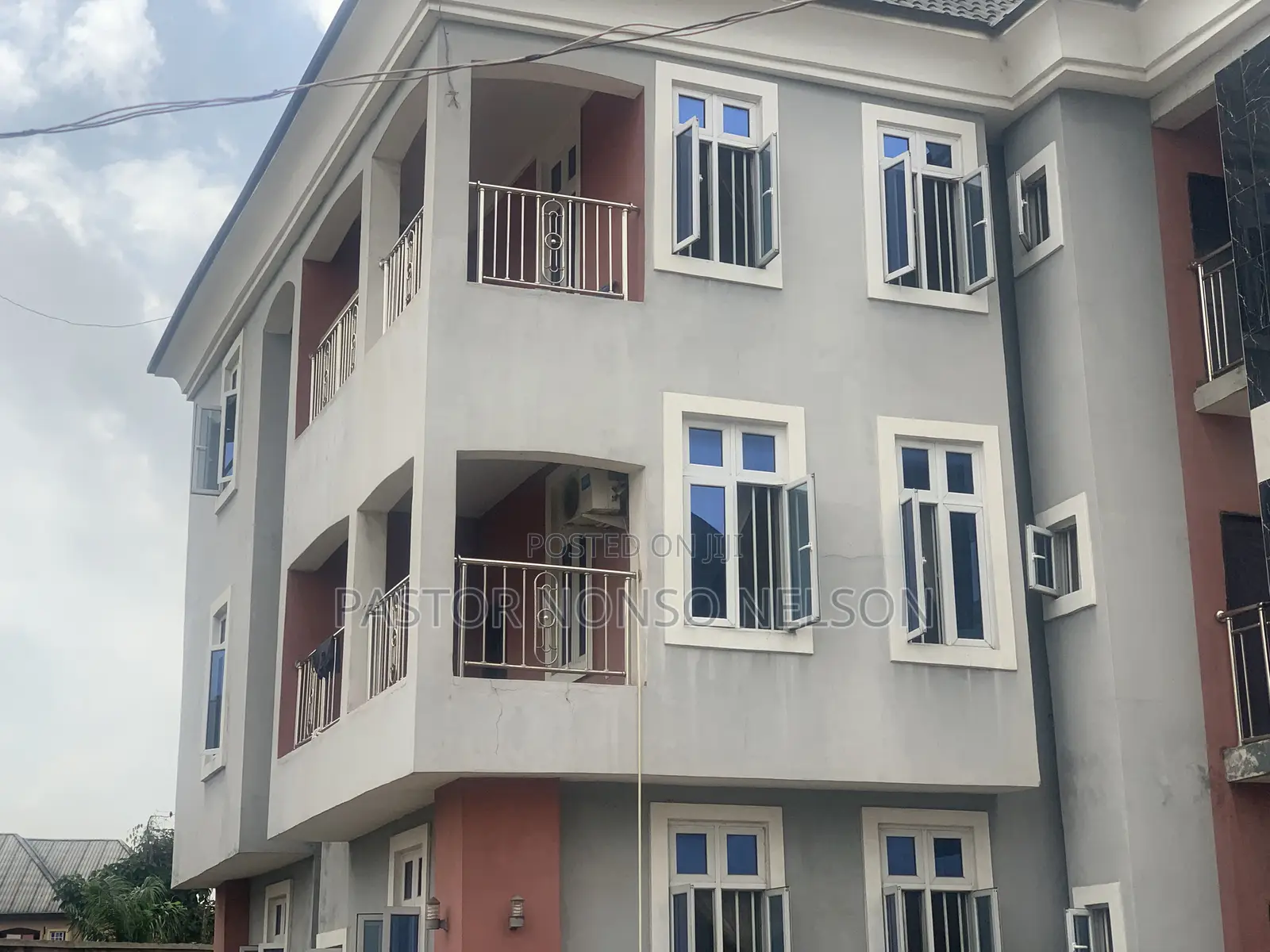 3bdrm Block of Flats in Egbu, Owerri for sale in Owerri