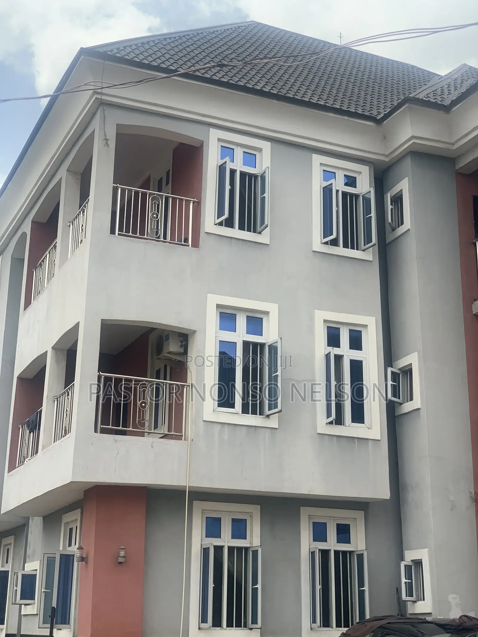 3bdrm Block of Flats in Egbu, Owerri for sale in Owerri