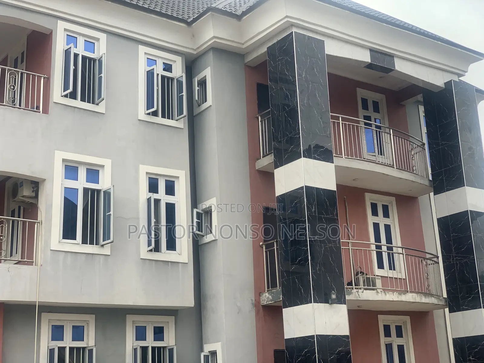 3bdrm Block of Flats in Egbu, Owerri for sale in Owerri