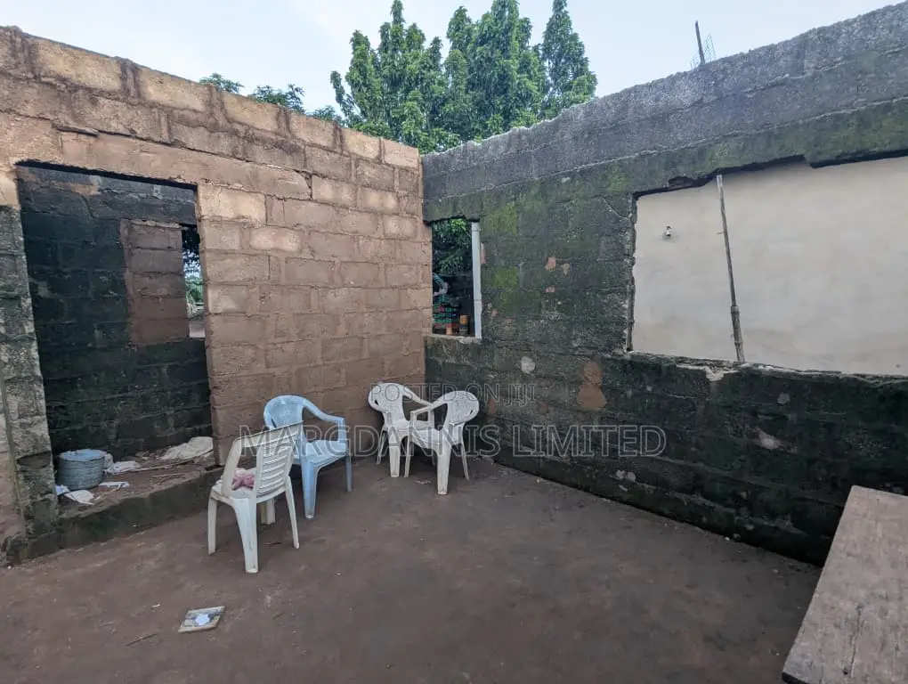 For Sale, Half Plot of Land + Uncompleted 5 Beds Bungalow, Off Igbe Ik in Ibeshe / Ikorodu