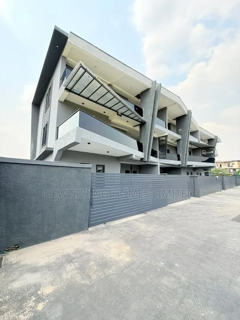 4bdrm Duplex in Maryland, Mende for sale in Mende