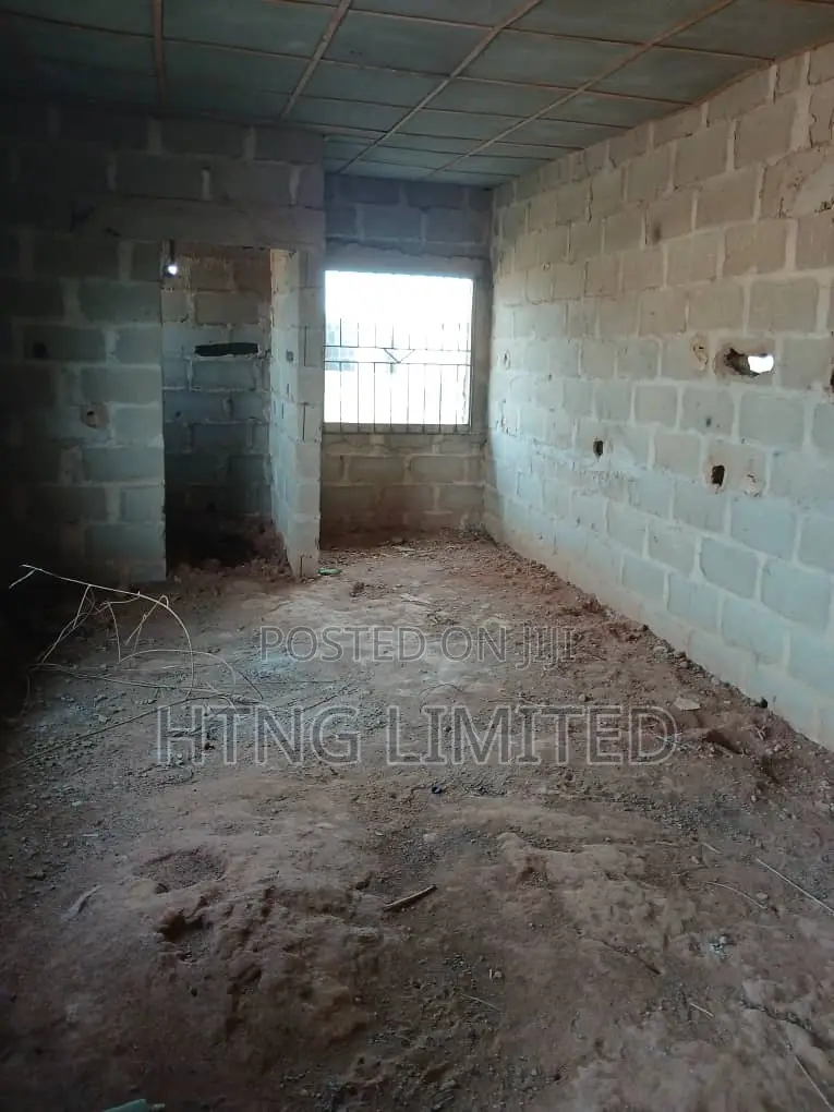 2bdrm Bungalow in Agunfoye, Igbogbo for sale in Igbogbo