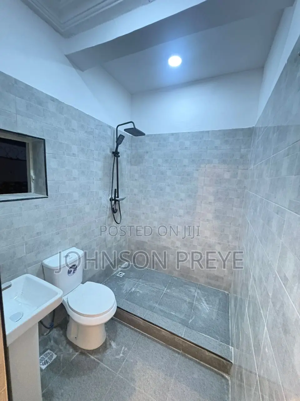 1bdrm Apartment in Ikota Village for rent in Ikota