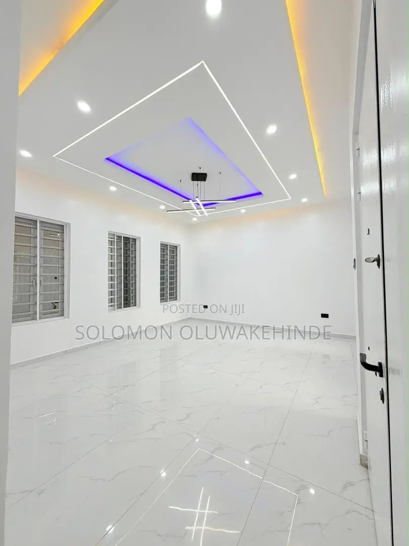3bdrm Duplex in Gbagada for sale in Gbagada