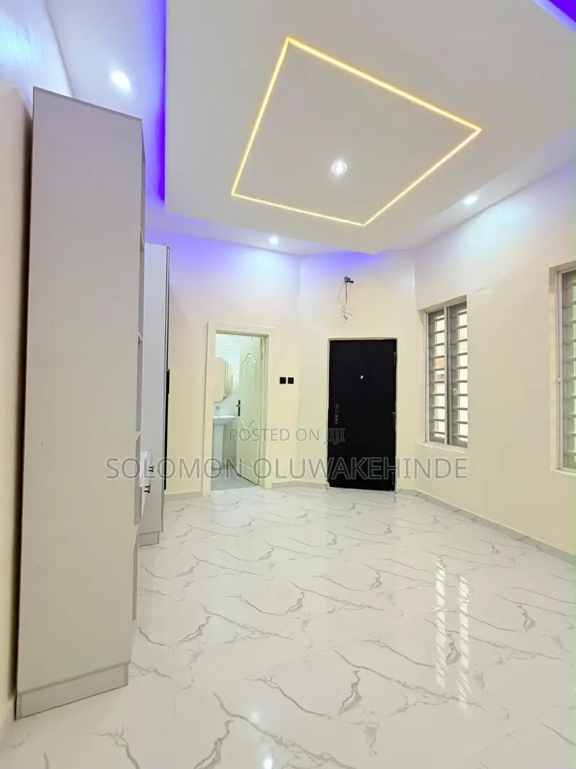 3bdrm Duplex in Gbagada for sale in Gbagada