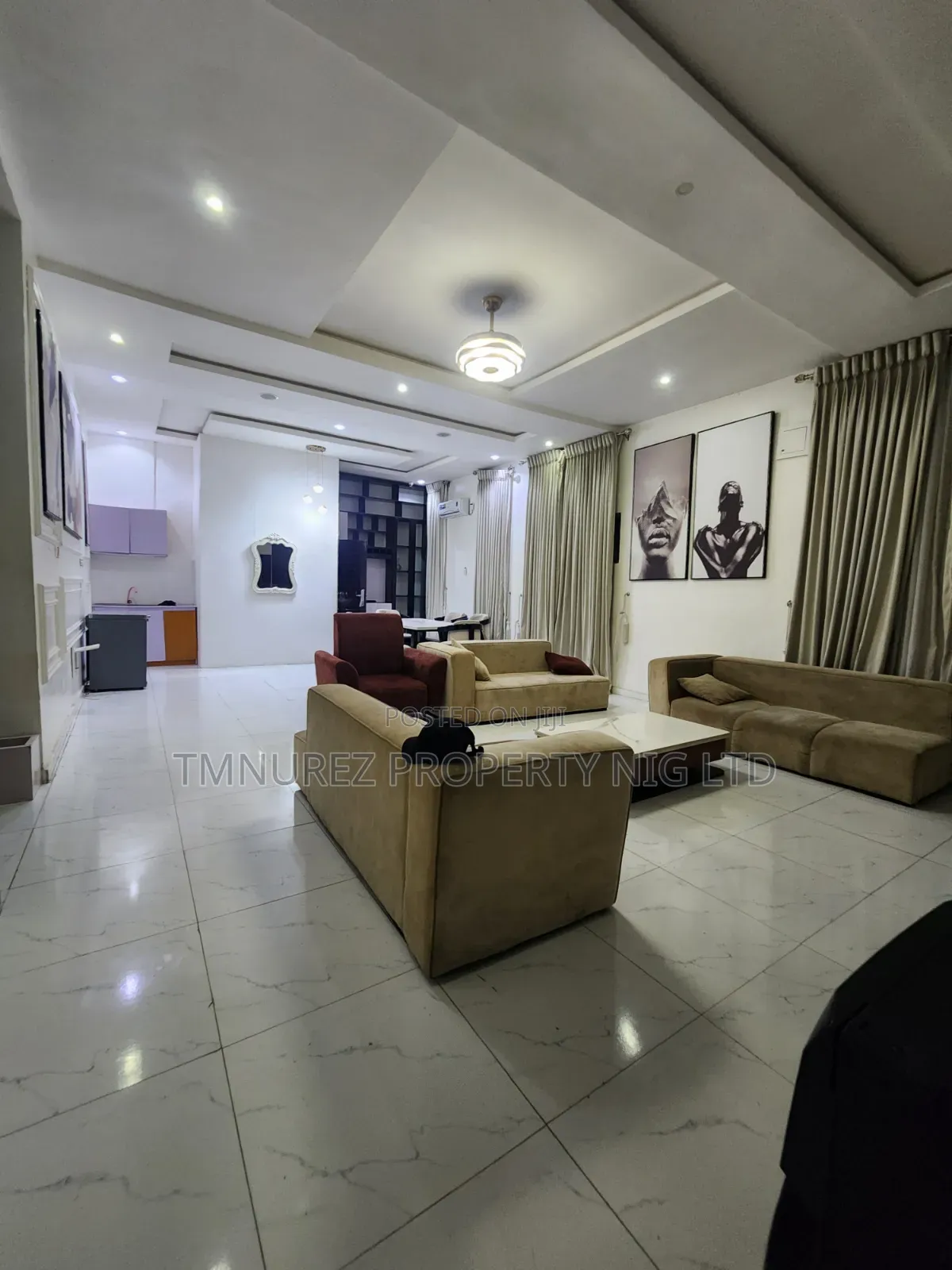 Furnished Mini Flat in Chevron for rent in Chevron