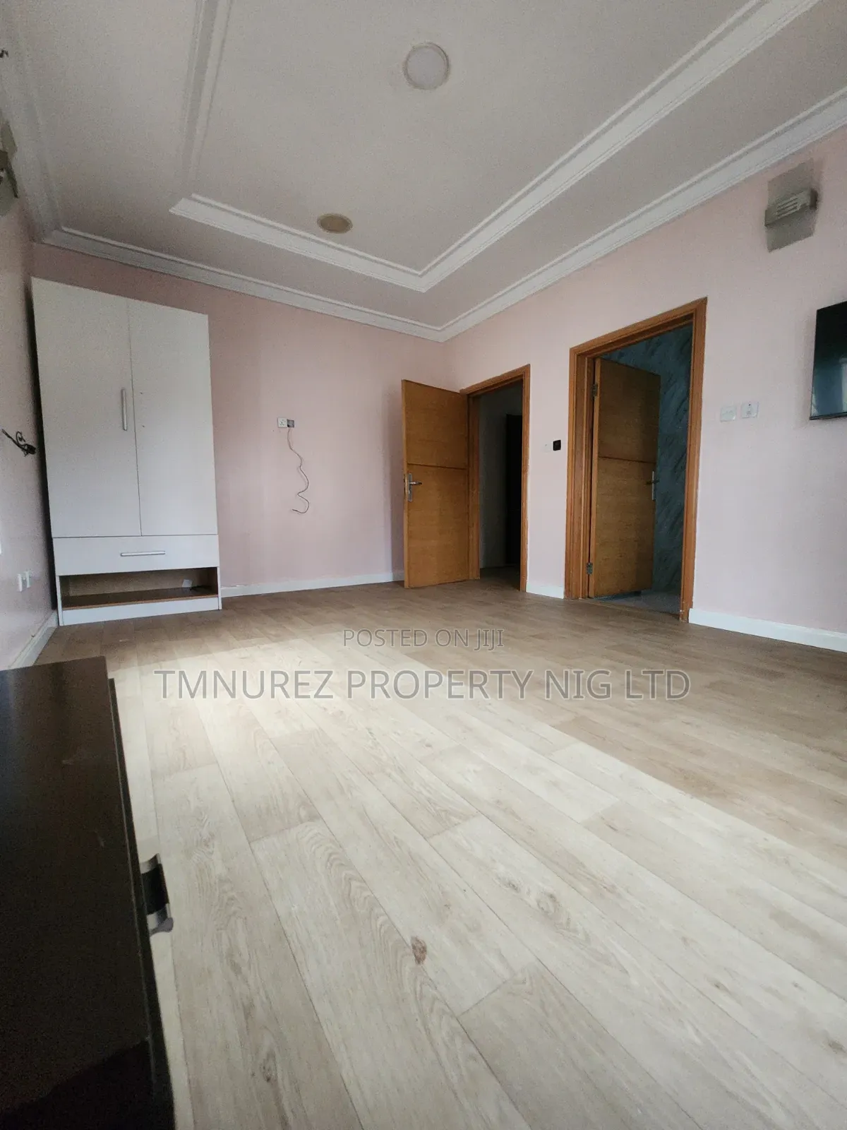 Studio Apartment in Chevron for rent in Chevron