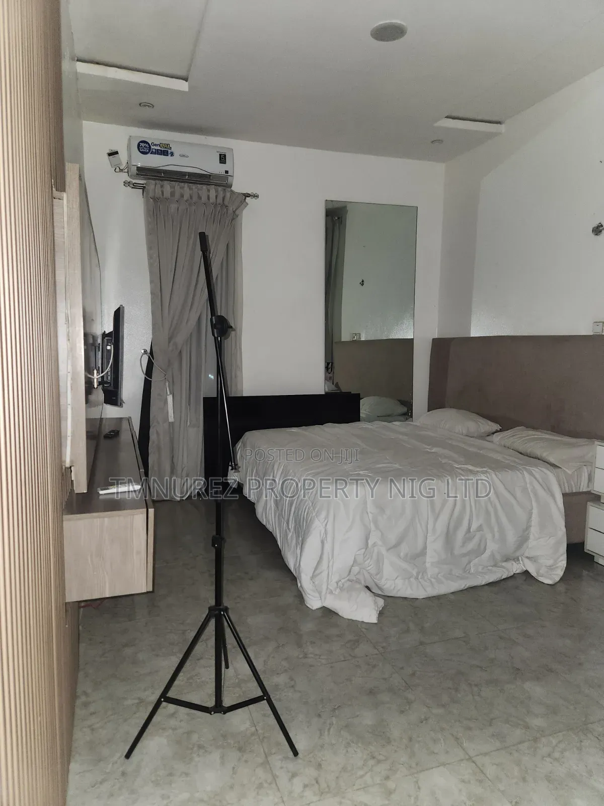 Furnished Studio Apartment in Chevron for rent in Chevron