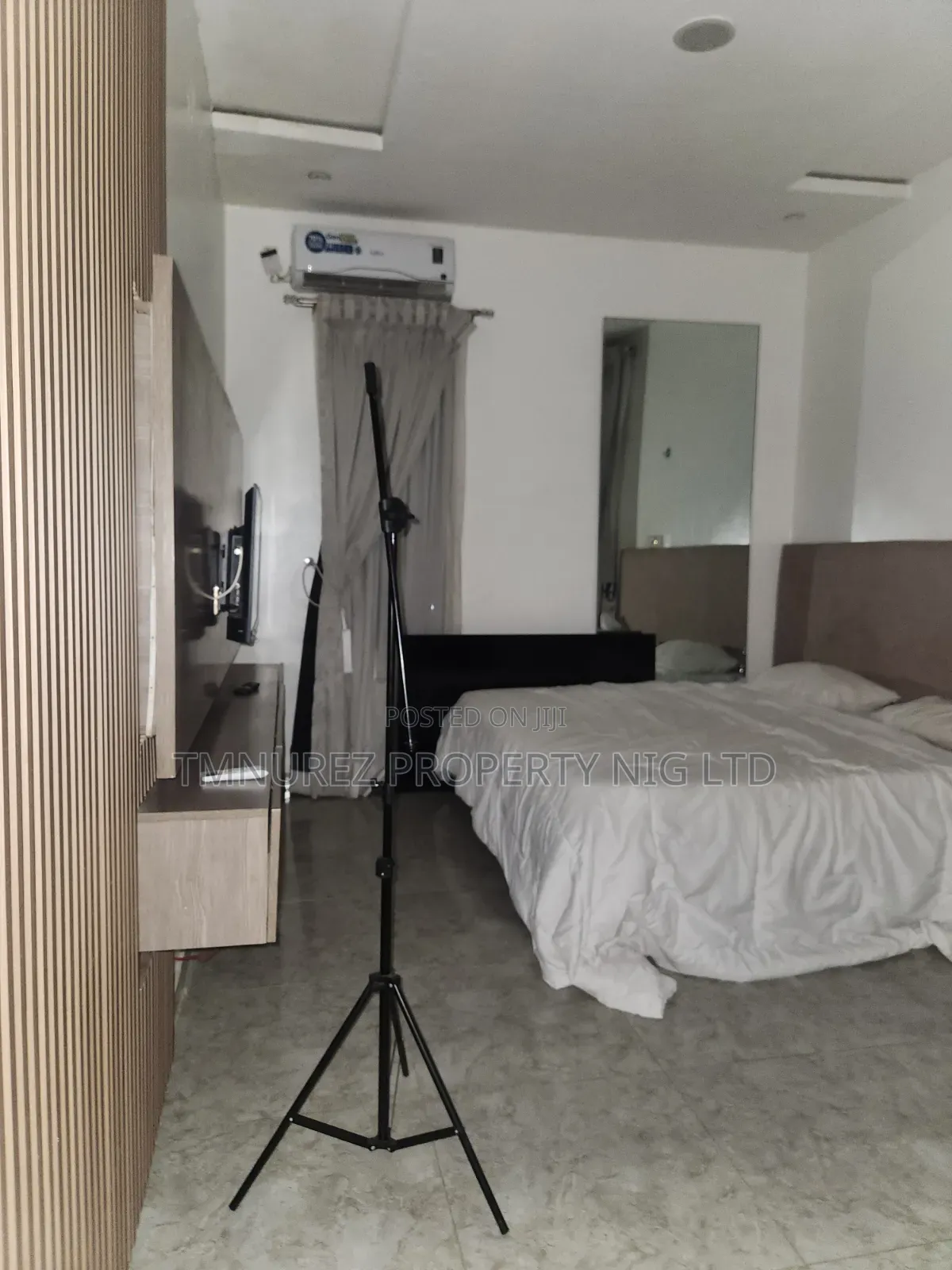 Furnished Studio Apartment in Chevron for rent in Chevron