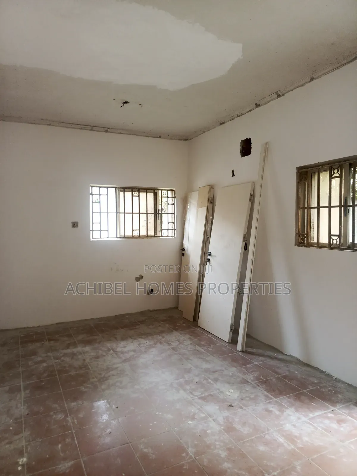 4 Bedroom Duplex With 2 Rooms Bq in Lekki Phase 1 in Lekki Phase 1