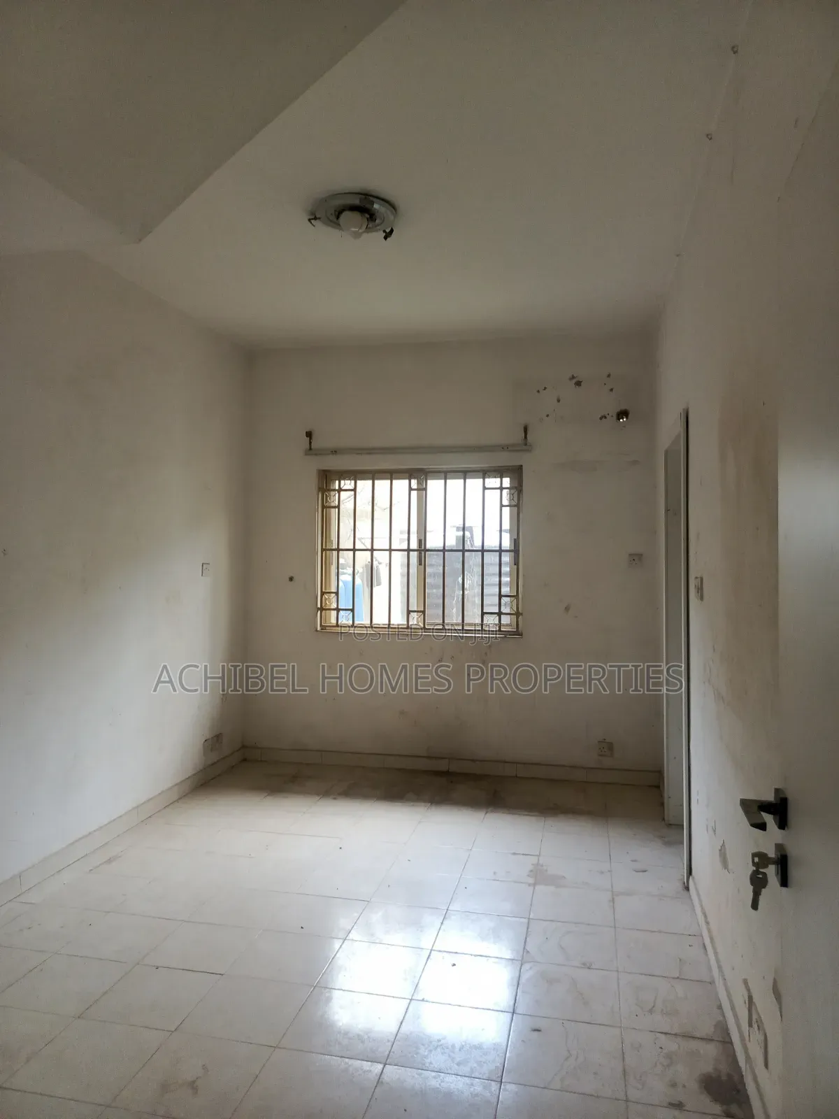 4 Bedroom Duplex With 2 Rooms Bq in Lekki Phase 1 in Lekki Phase 1