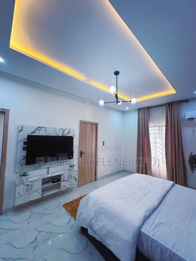 Furnished 2bdrm Townhouse / Terrace for rent in Abraham Adesanya Estate
