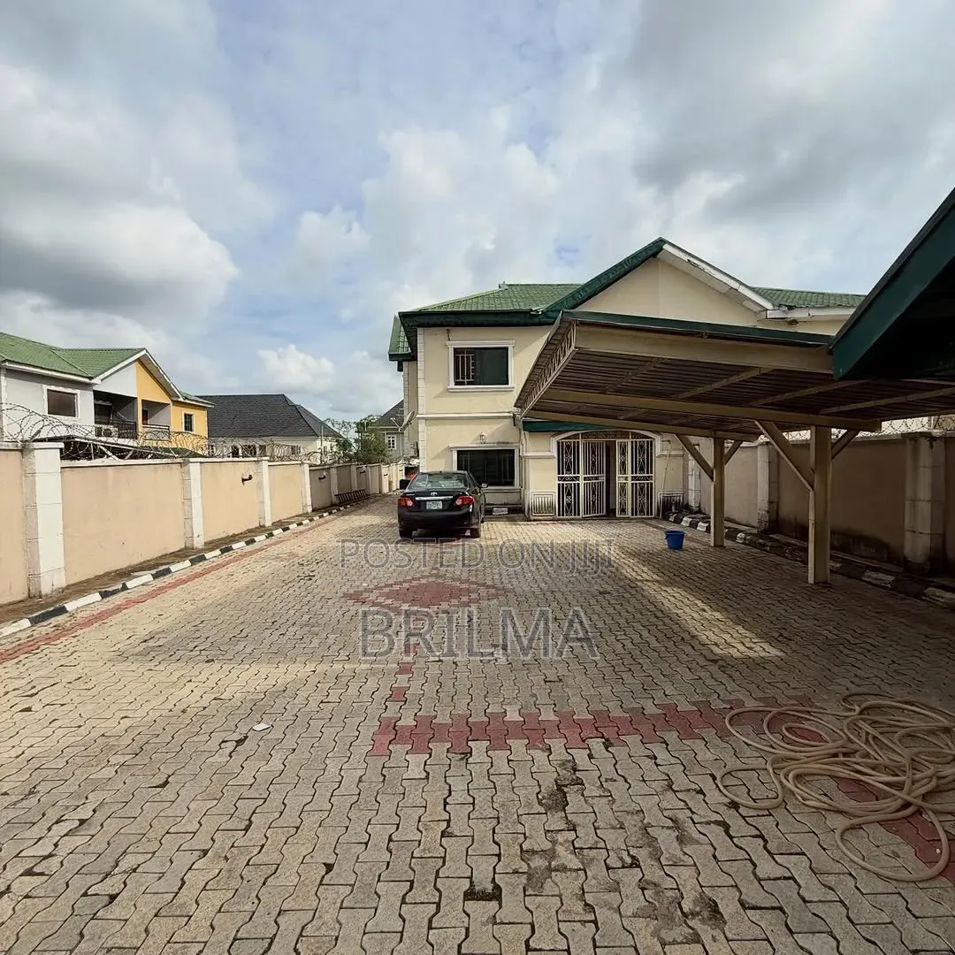4bdrm Duplex in Dawaki for sale in Dawaki