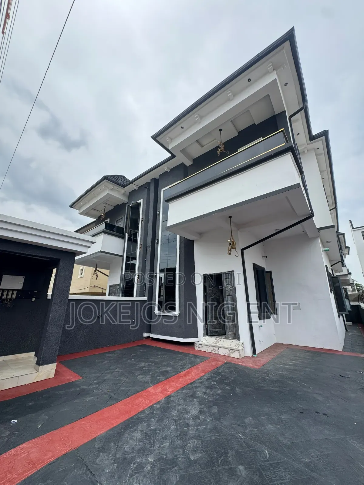 4bdrm Duplex in Osapa London Lekki for sale in Osapa london