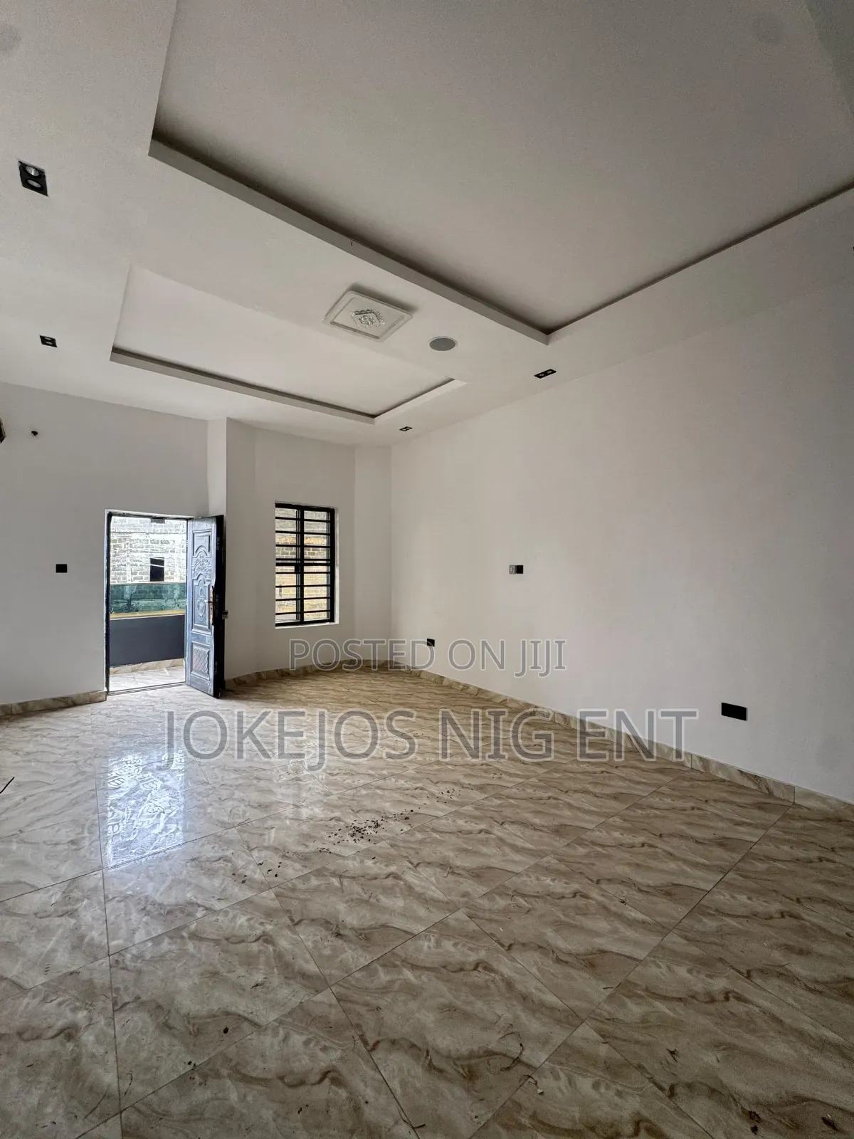 4bdrm Duplex in Osapa London Lekki for sale in Osapa london