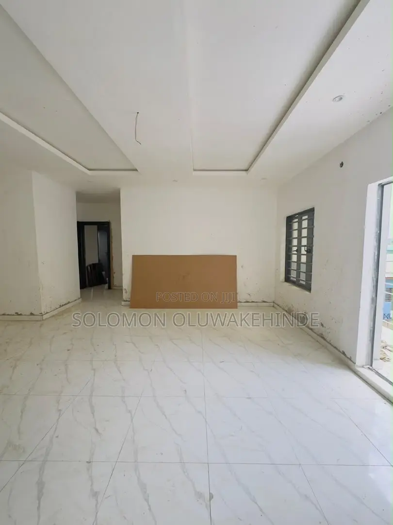 3bdrm Apartment in Gbagada for sale in Gbagada