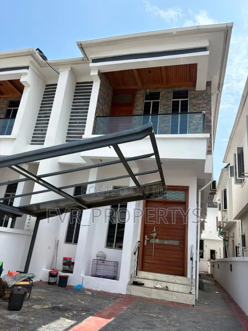 1bdrm Shared Apartment in Oral, Ikota for rent in Ikota