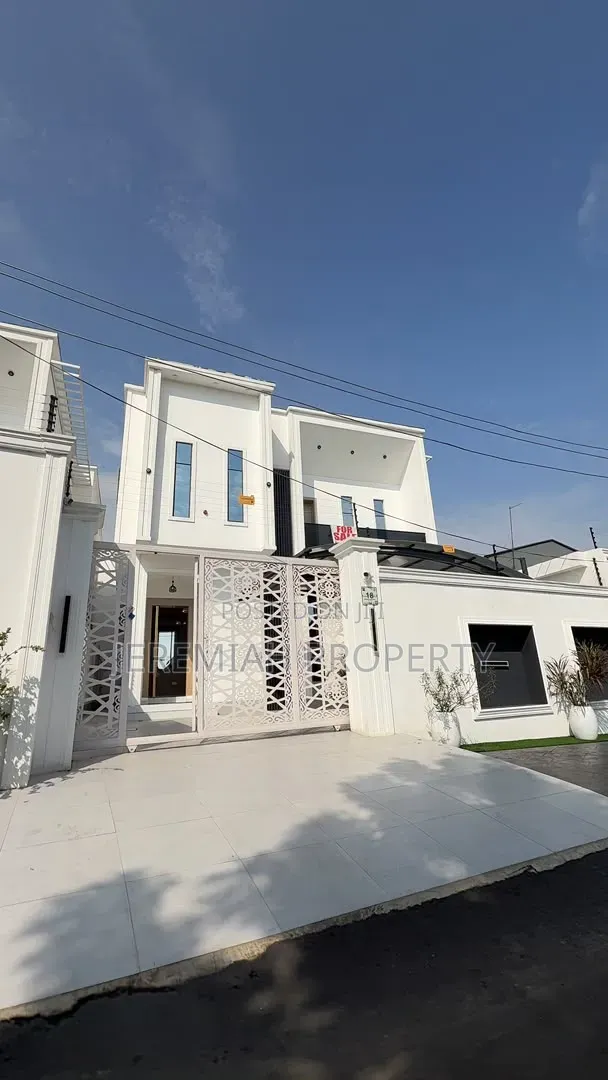 5bdrm Duplex in Omole Estate Phase I, Berger for sale in Berger