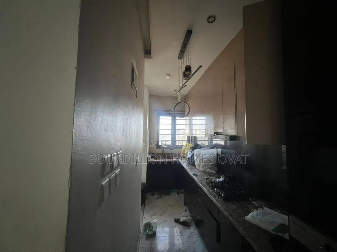 2bdrm Penthouse in Ologolo Lekki Lagos for rent in Ologolo