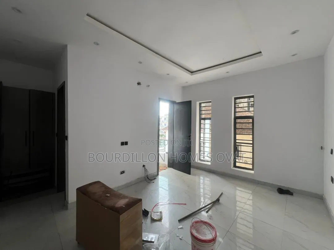 2bdrm Duplex in Ologolo Lekki Lagos for rent in Ologolo