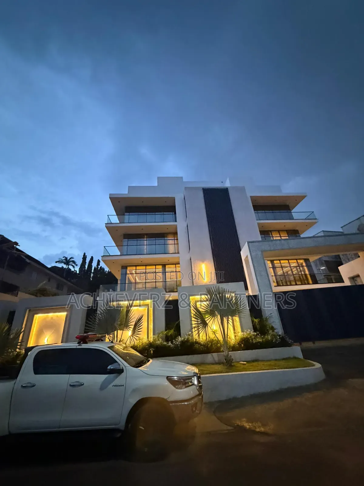 Furnished 4bdrm Block of Flats in Asokoro for sale in Asokoro
