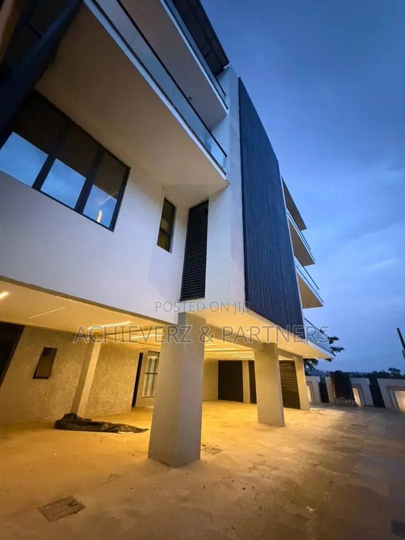 Furnished 4bdrm Block of Flats in Asokoro for sale in Asokoro