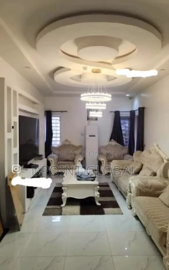 Furnished 6bdrm Duplex in In Estate, Iseri Olofin for sale in Iseri Olofin