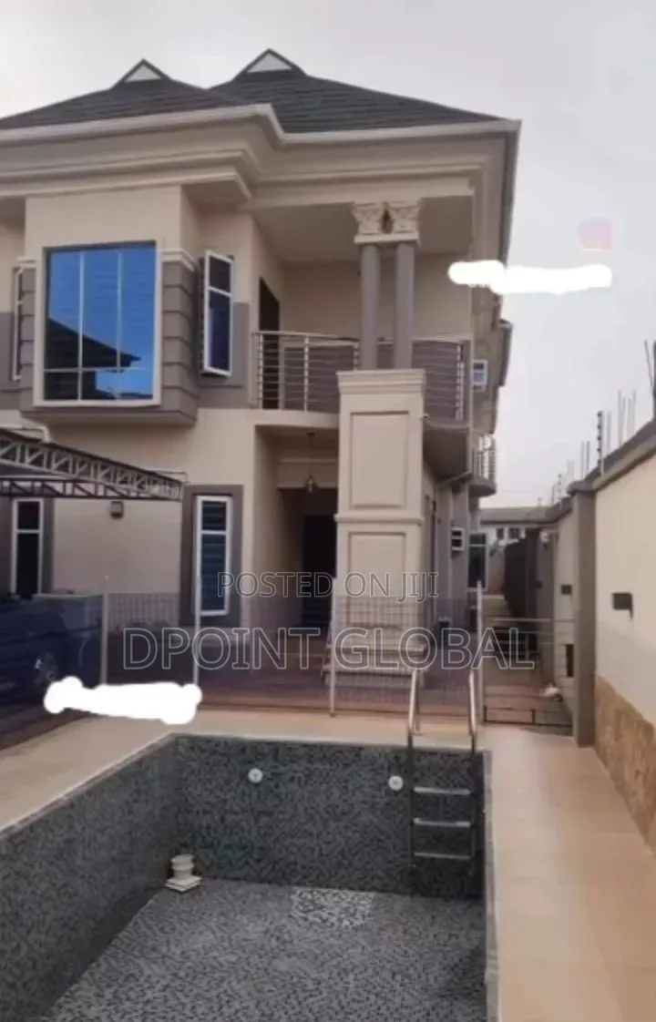 Furnished 6bdrm Duplex in In Estate, Iseri Olofin for sale in Iseri Olofin