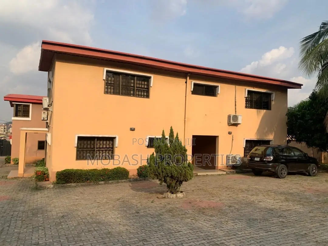 Multi Units of 6bedroom Duplex and 4bedroom Detached Duplex in Ibadan