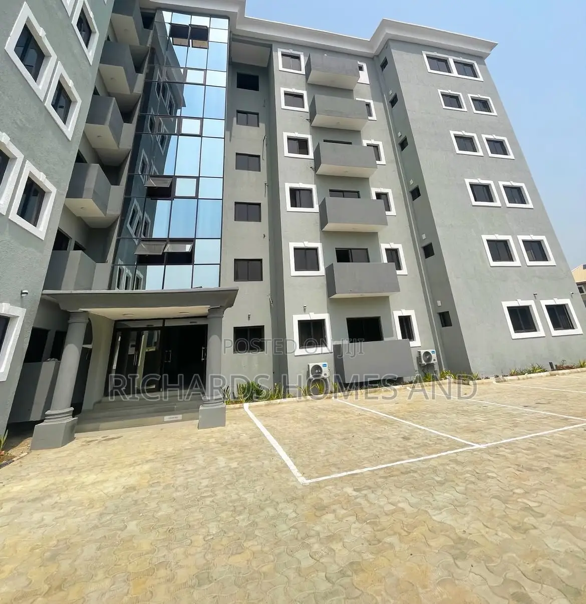 3bdrm Apartment in Lekki Phase 1 for rent in Lekki Phase 1