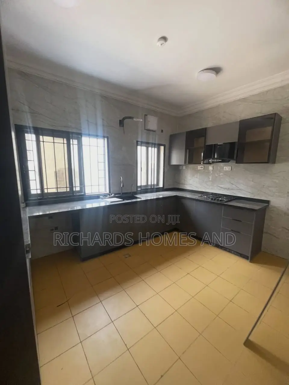 3bdrm Apartment in Lekki Phase 1 for rent in Lekki Phase 1