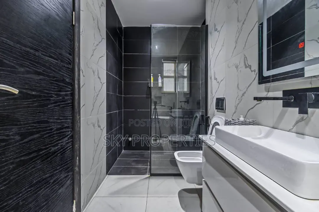 Furnished 3bdrm Penthouse in Furo Ezimora, Lekki Phase 1 for sale in Lekki Phase 1