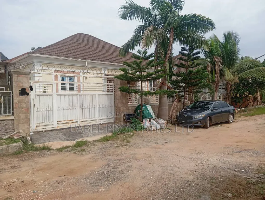 3bdrm Bungalow in Aldenco Estate for sale in Galadimawa