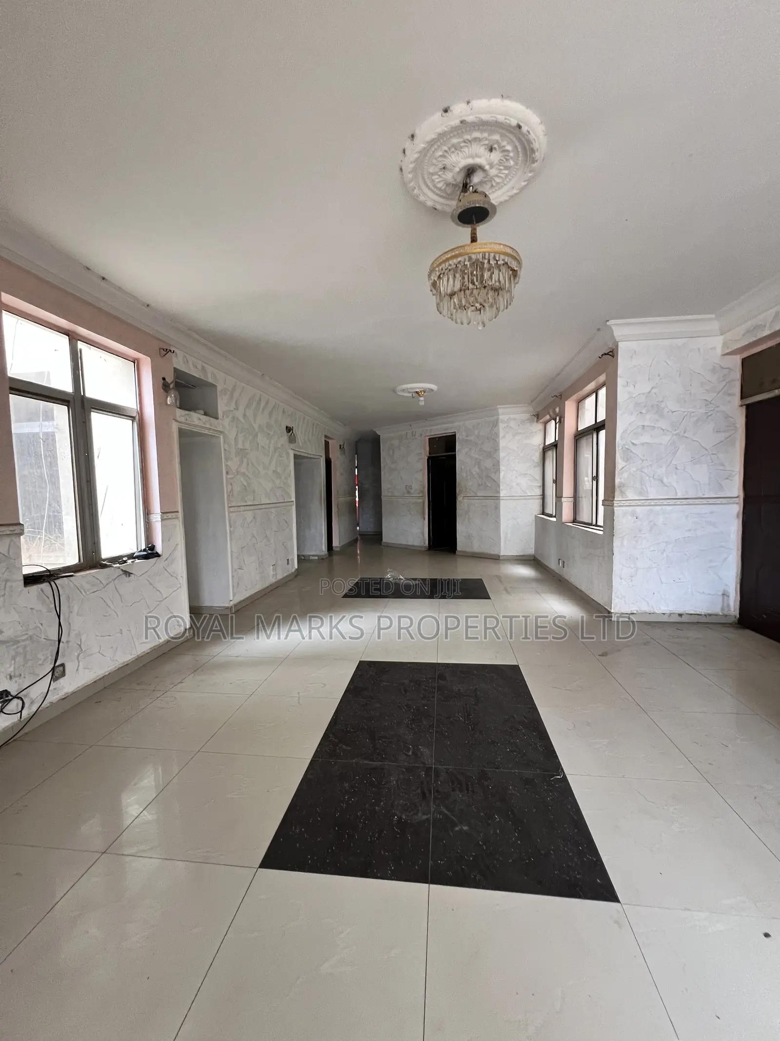 3bdrm Block of Flats in Garki 2 for sale in Garki 2
