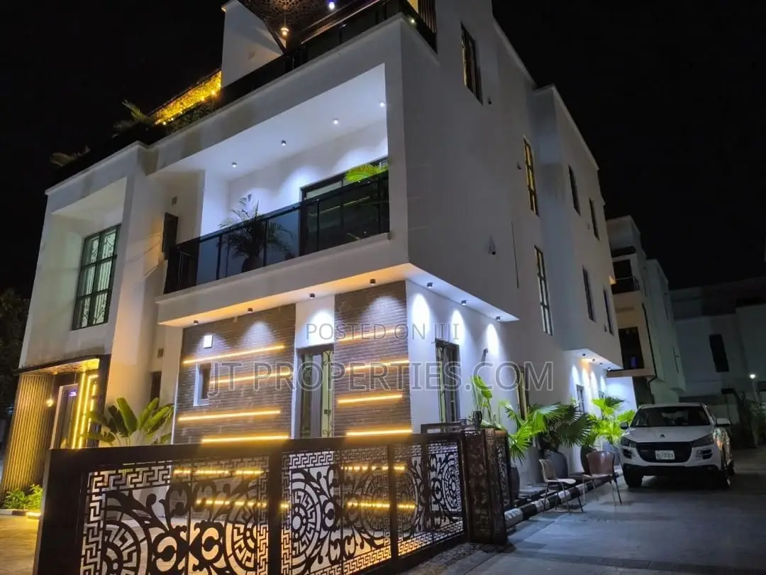 6bdrm Duplex in Kado for sale in Kado