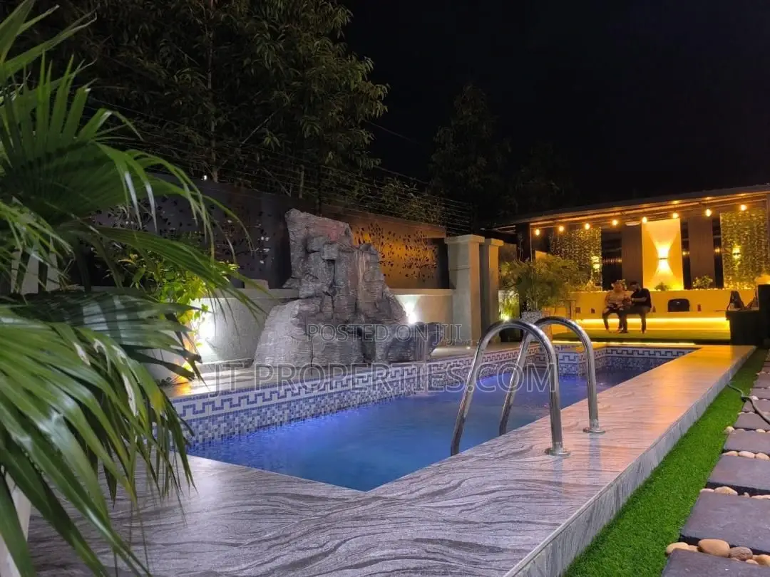 6bdrm Duplex in Kado for sale in Kado