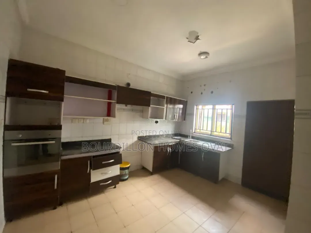4bdrm Duplex in Chevron Lekki Lagos for rent in Chevron