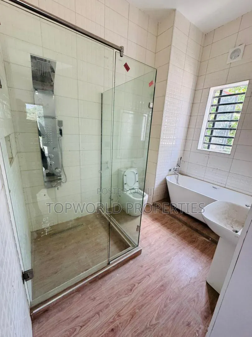 3bdrm Apartment in Ikeja Gra for sale in Ikeja GRA