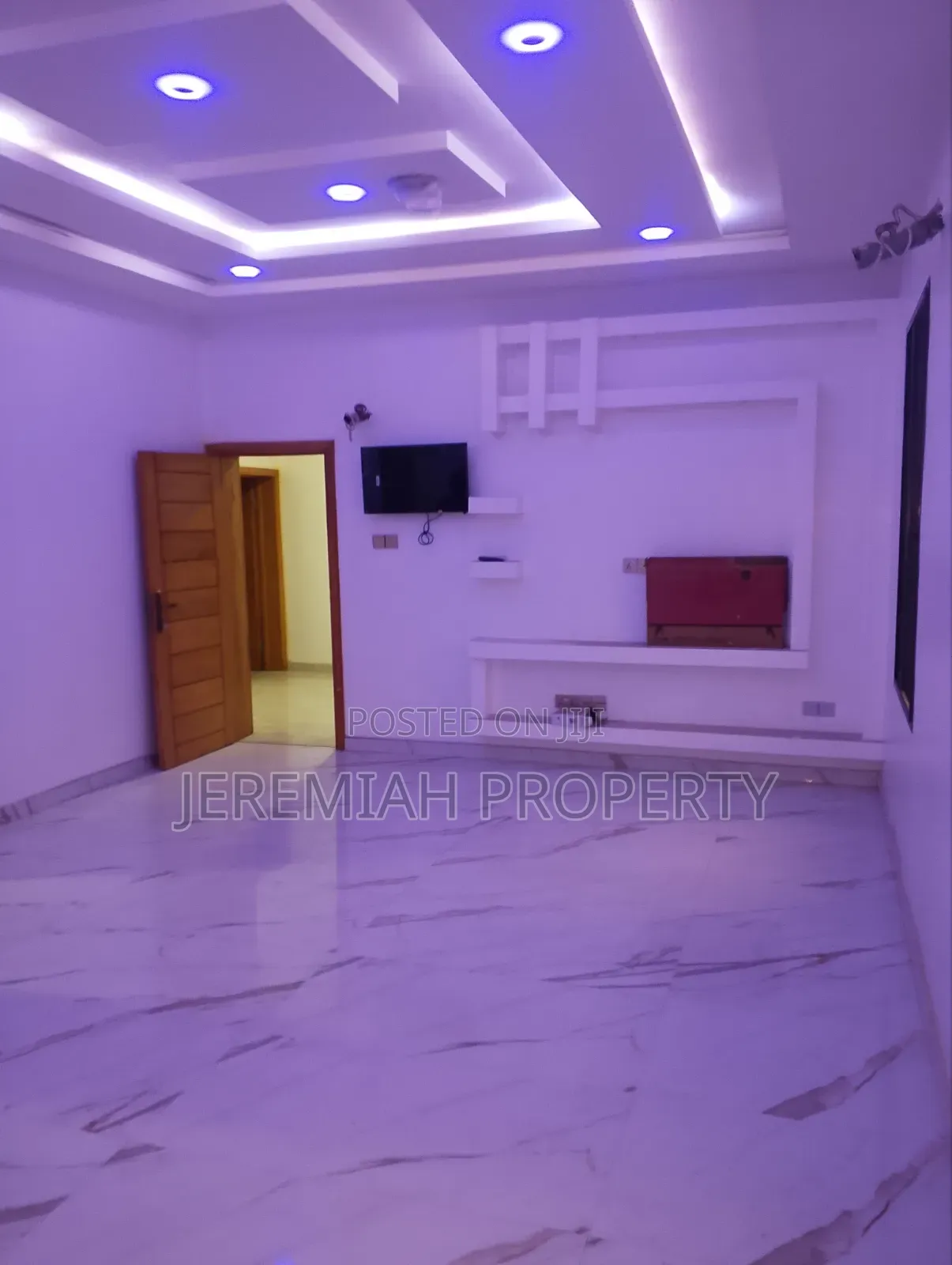 5bdrm Duplex in Omole Estate Phase I, Berger for sale in Berger