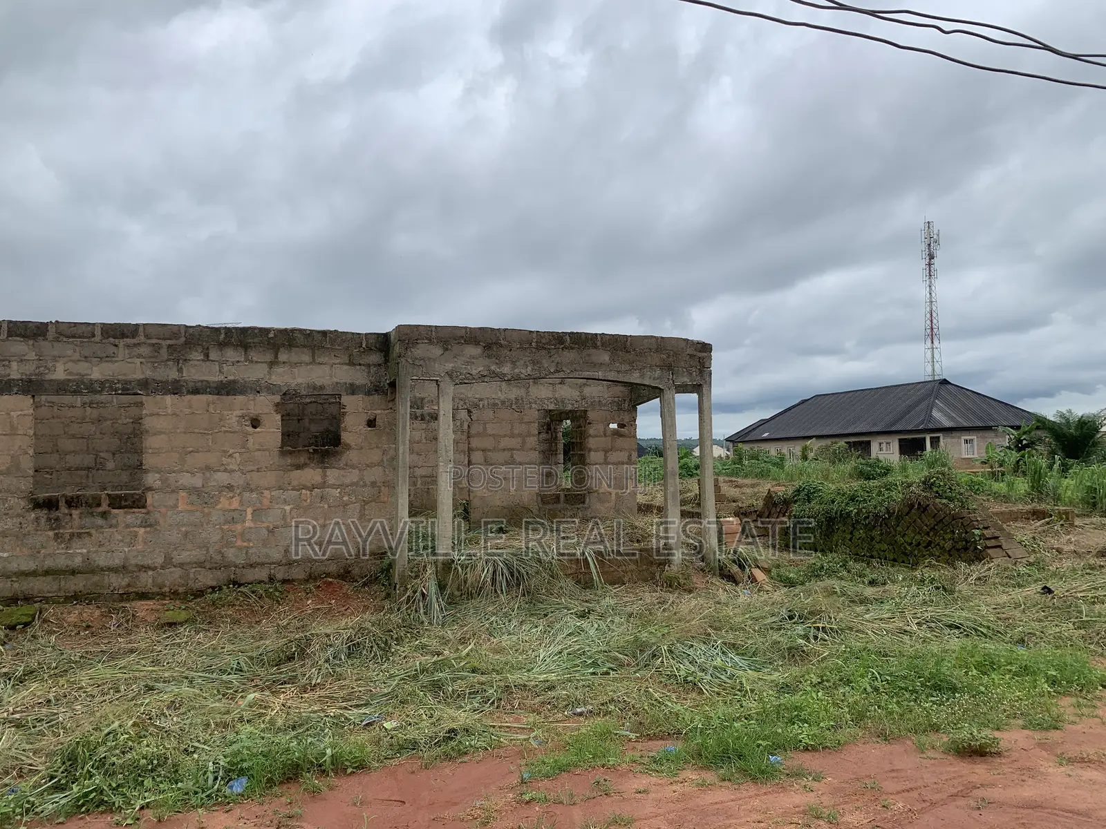 3bdrm Block of Flats in Benin City for sale in Benin City