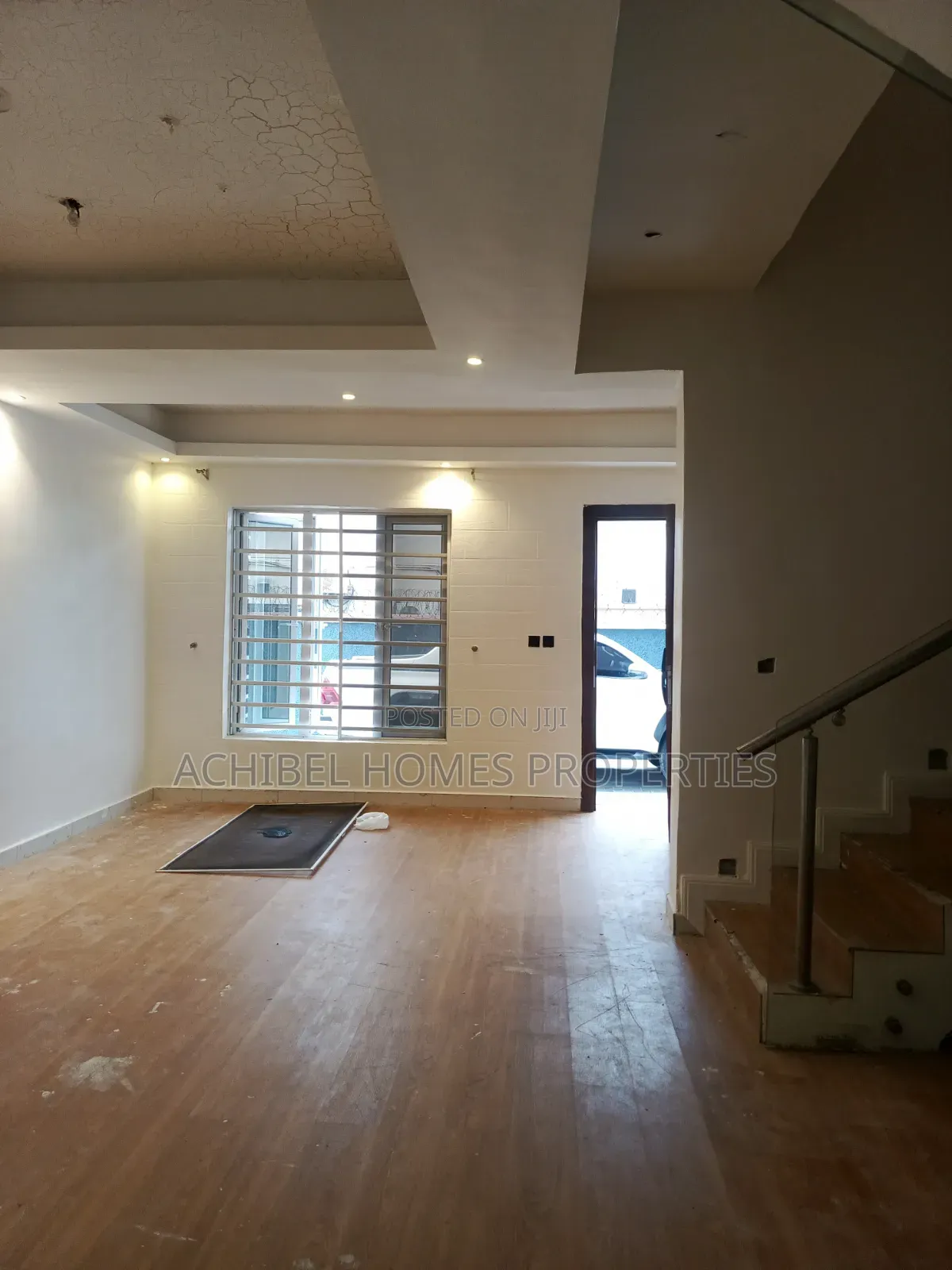 4bdrm Duplex in Off Admiralty Way, Lekki Phase 1 for rent in Lekki Phase 1