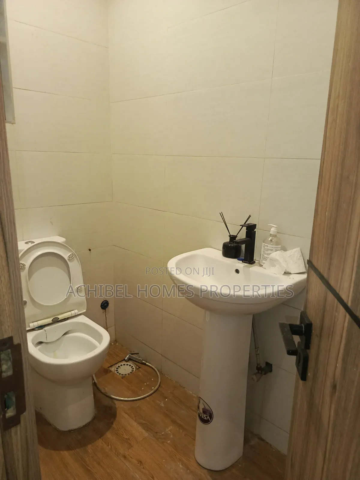 4bdrm Duplex in Off Admiralty Way, Lekki Phase 1 for rent in Lekki Phase 1