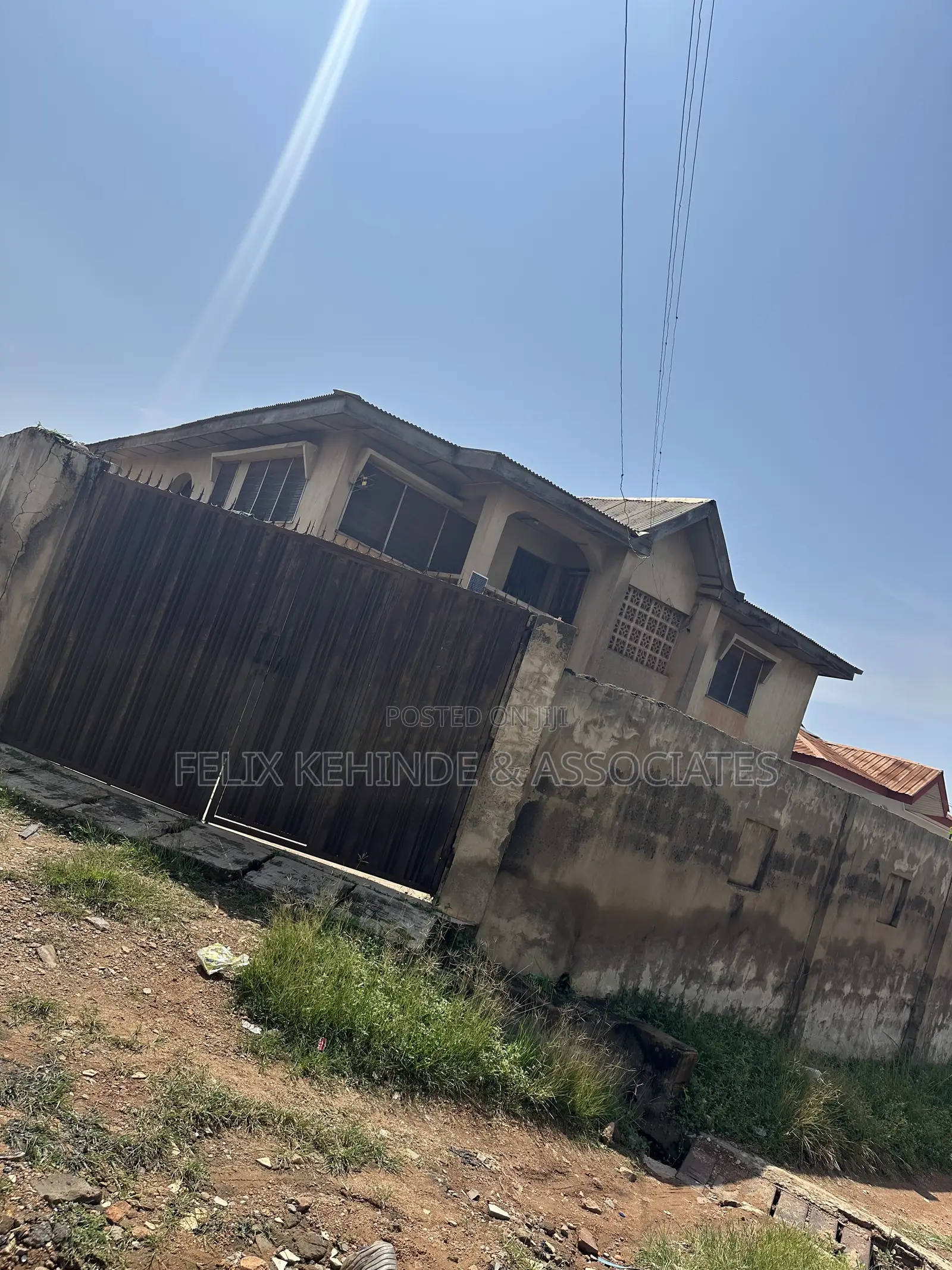7bdrm Block of Flats in Temidire Estate, Iwo Road for sale in Iwo Road