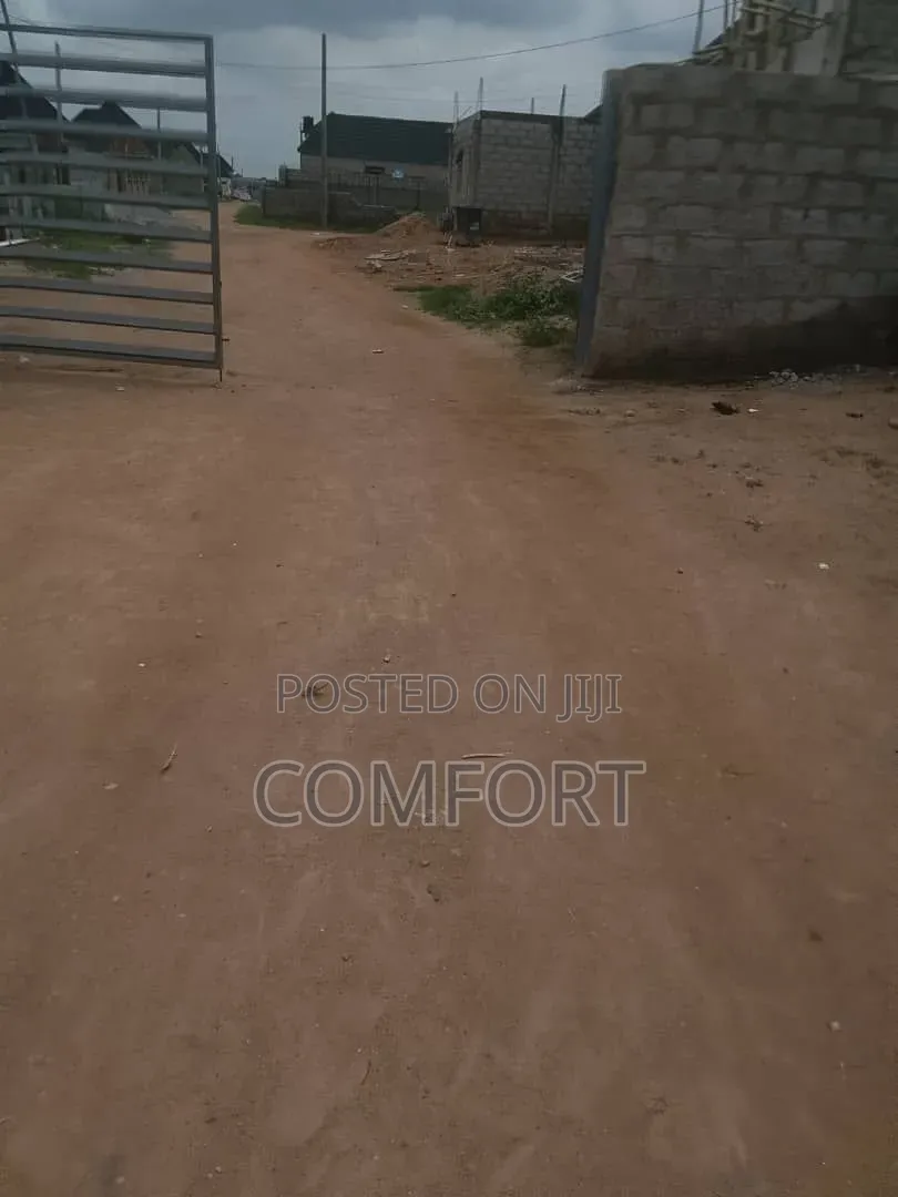 Available for Sale Two Plots of Land Measuring 600sqm . in FHA