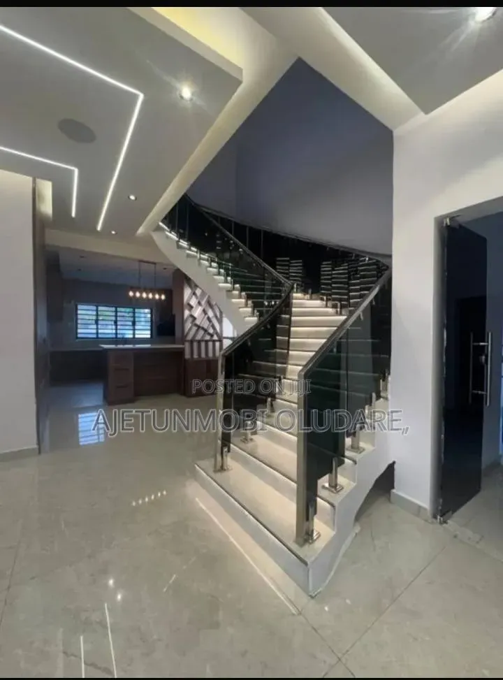 Furnished 4bdrm Duplex in Onikoko Agodi Gra, Bodija for sale in Bodija
