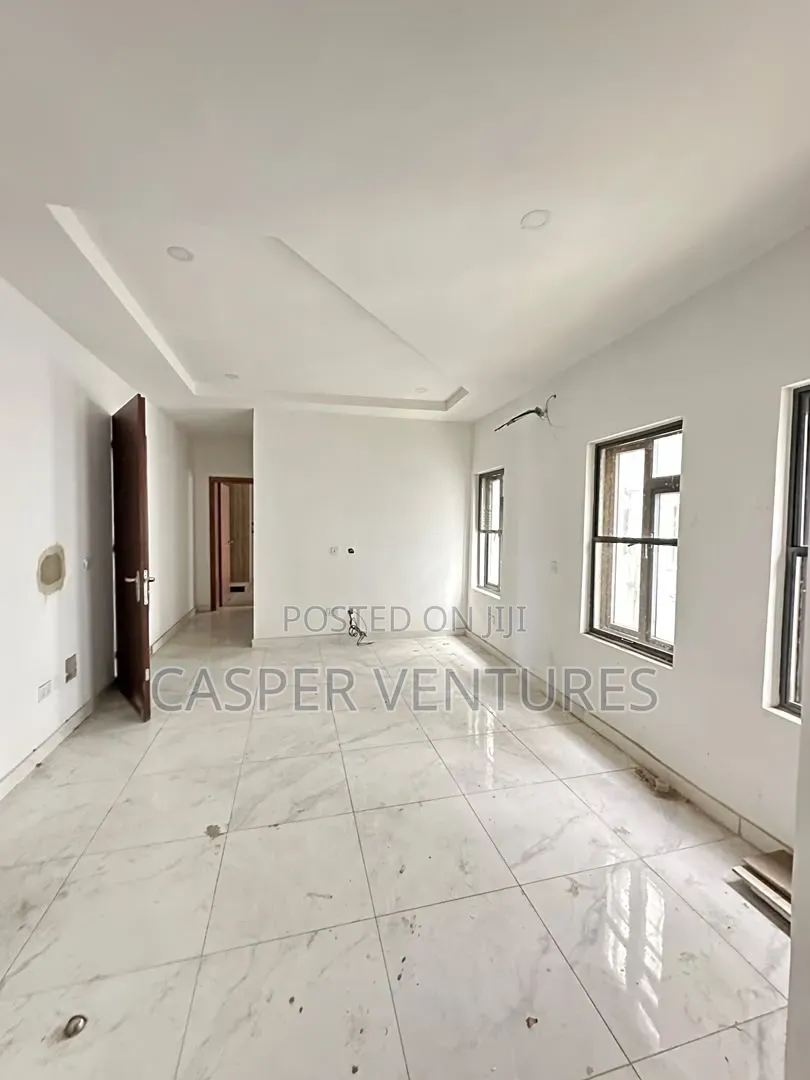 1bdrm Room & Parlour in Freedom, Lekki Phase 1 for sale in Lekki Phase 1