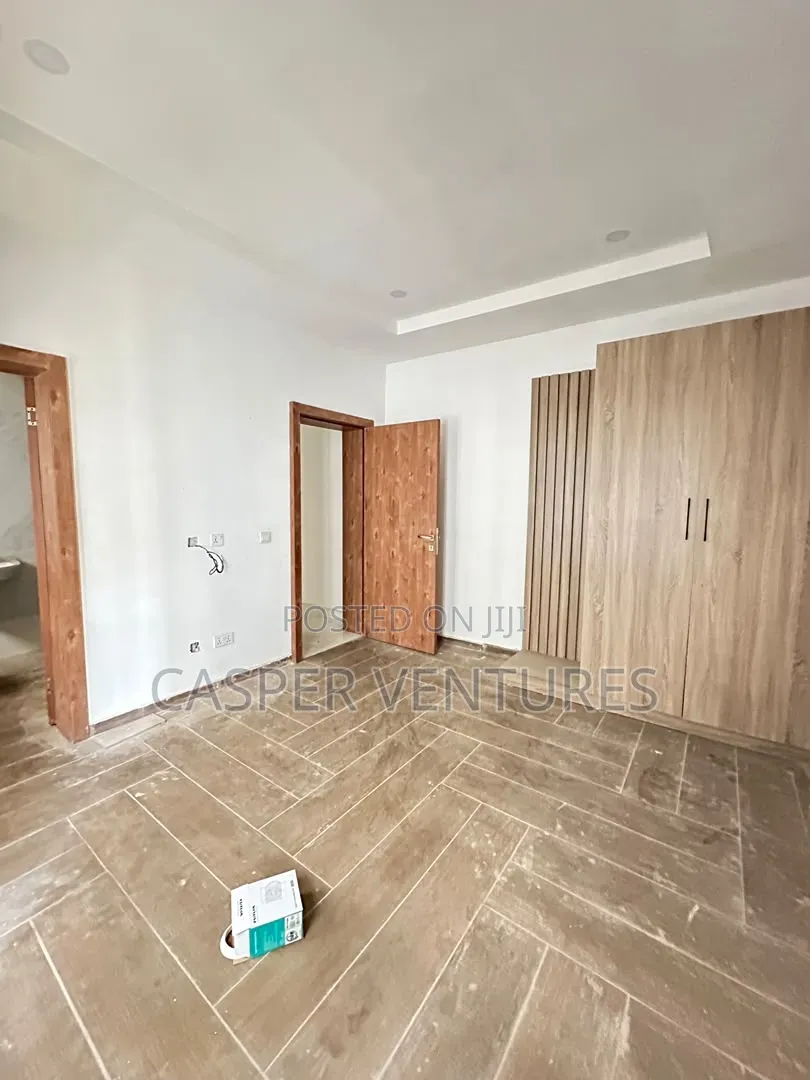 1bdrm Room & Parlour in Freedom, Lekki Phase 1 for sale in Lekki Phase 1