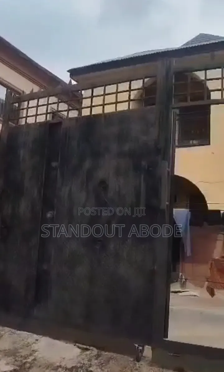 3bdrm Duplex in Platinum Estate Ipaja Ipaja for sale in Ipaja / Ipaja